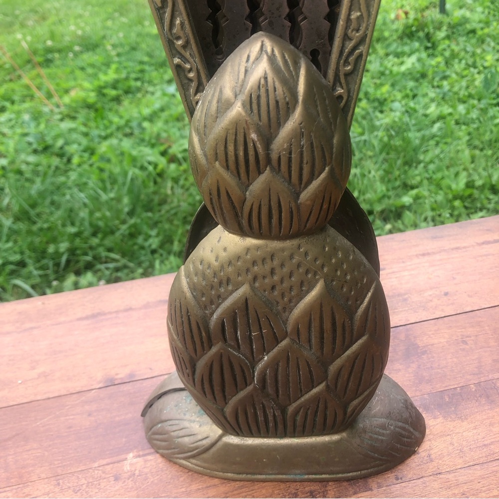 Vintage MCM Brass Fireplace Screen Pineapple - Picture 14 of 16